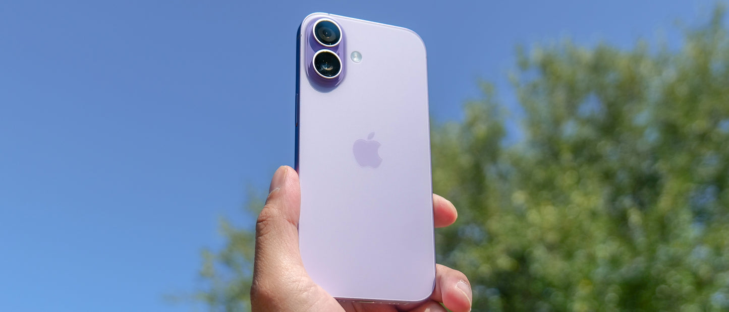 Apple iPhone 17 / 256GB / Morado