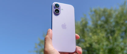 Apple iPhone 17 / 256GB / Morado